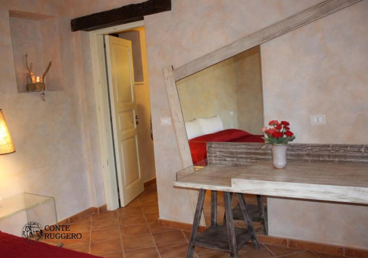 Tenuta Conte Ruggero Santa Domenica  Exterior foto